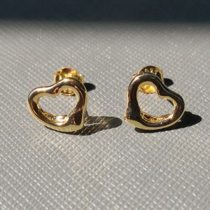 Pendientes Charm Ms S Pure Sier Classic En Forma De Corazón Plata, Oro Rosa, Oro. Regalos navideños para mujeres pop de América y Europa