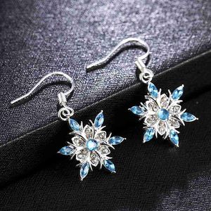 Charm New Elegant Blue Rhinestone Snowflake Drop Earring para mujer Fashion Crystal Dangle Christmas Jewelry R230603