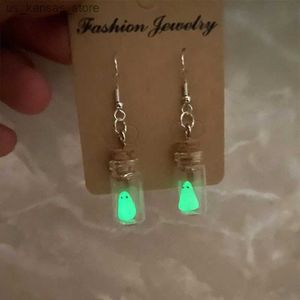 Charme Nouveau fantôme en boucles d'oreilles en bouteille brille dans le sombre fantôme pendon de boucle d'oreille de boucles lumineuses Halloween pour les femmes Gift240408