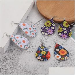 Charm Nieuwe PU Leather Earrings Fashion Women Daisy Flower Print Patroon Colorf Faux Dange oorrel voor meisjes Boheems feest J Dhgarden DHQQ4