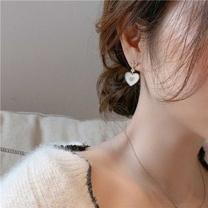 Charme nouvelle tendance Style coréen couleur or Simple couronne coeur boucles d'oreilles boucles d'oreilles pour femmes Fine élégance bijoux cadeaux pour filles 2023 AA230518