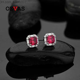 Charme OEVAS 100% argent sterling 925 6 * 6 mm Rubis diamant à haute teneur en carbone plaqué or 18 carats clous d'oreilles adaptés aux bijoux étincelants pour femmes Z230712