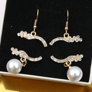 Charme Pearl Love Gold Stud Loop Loop Drop Bijoux Designer Godes de créateurs Crystal Moucles d'oreilles Brand Wedding Party Bijoux Wholesale