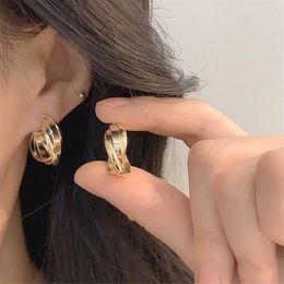 Charme Rétro De Luxe Or Port Vent Moustique Encens Plaque Earhole gratuit Premium Boucle D'oreille Conception Femelle Boucles D'oreilles En Métal Bijoux Cadeau G230320