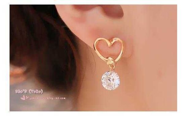 Charm oferta especial Nueva moda Golden love corazón recorte lindo colgante pendientes de circón para mujer niña accesorios joyería al por mayor R230804