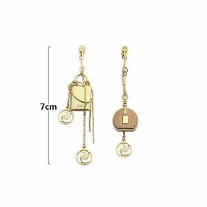 Charm Stud oorbellen Designer voor dames luxe Jewellerylvs CCIS Monochromatische Hollow-Out vierbladige bloemenband Diamant Asymmetrische oorbellen Rondmerk