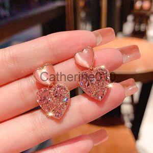 Charm clouté avec strass rose coeur boucles d'oreilles pour femmes personnalité mode mignon été accessoires fête bijoux cadeau d'anniversaire J0817