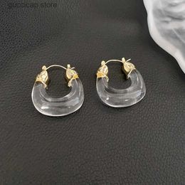 Charme Transparent en forme de U Boucle d'oreille pour femme 2024 Mode Nouveau dans Boucles d'oreilles cerceau Simplicité Texture Acrylique Bijoux Cadeau de fête Y240328