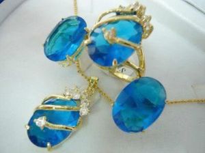 Charmant cristal bleu pendentif collier boucle d'oreille anneau ensemble plaqué montre en gros Quartz pierre CZ cristal