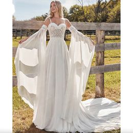 Charmante robe de mariée bohème boho avec des sangles à manches fusées longues détachables