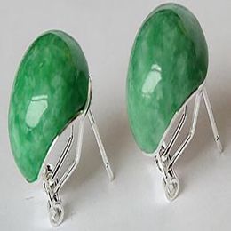 Charmanter Schmuck im schlichten Stil, Ohrstecker aus 925er Silber mit natürlicher grüner Jade