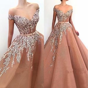 Charmante lange champagne prom jurken a-lijn appliques kant bloemen uit de schouder formele jurk avondkleding kralen Pageant jurken 2021