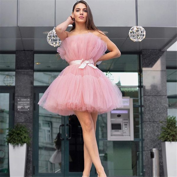 Charmante rose tulle une ligne courte plis de retour courtes mini robes de bal formelles robes de soirée sur mesure