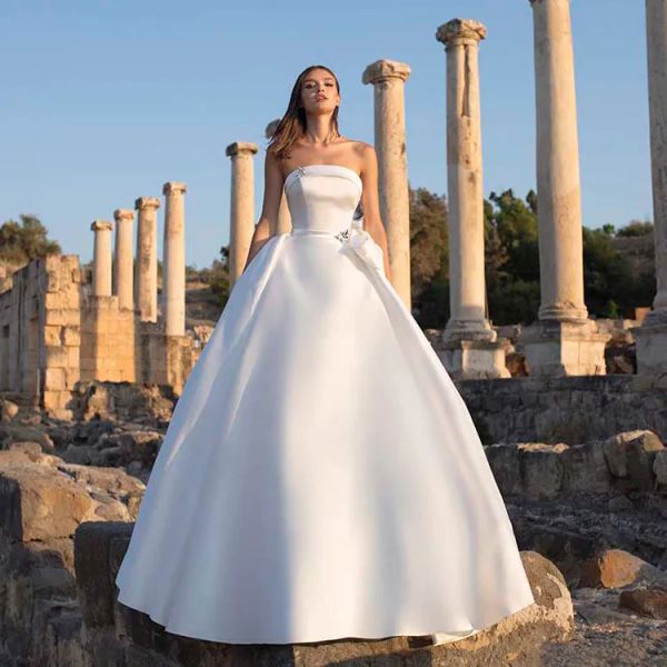 Charmante robe de mariée en satin, grande taille, sexy, sans bretelles, sans manches, avec nœud, bouffante, longueur au sol, robe de mariée