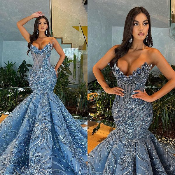 Encantadores vestidos de fiesta de sirena de encaje sin tirantes, cuello en V, rebordear, vestidos de noche sin mangas, vestido Formal con apliques hasta el suelo