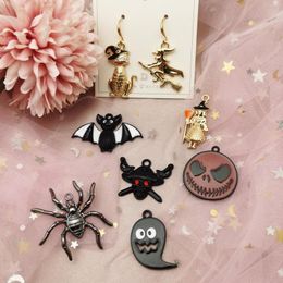 Charms 10 stcs legering Halloween Pirate Ghost Skull Hanger Charm Diy Handmade Accessoires Earring