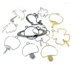 Charms 10 stcs Geometrische holle metaal UV Resin Craft Blank frame ring ring epoxy hanger Trade voor doe -het -zelf sieraden ketting maken accessoires maken