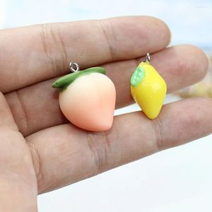 Charms 10 stks/partij Fruit Charm Hars 3D Perzik Citroen Hanger Voor DIY Craft Sieraden Findding Oorbellen Ketting Sleutelhanger