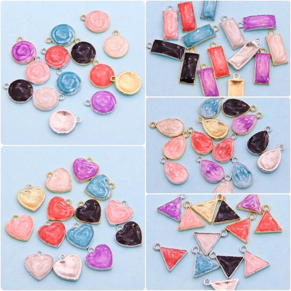 Charms 10pcs Couleurs mixtes Émail Glaze goutte à goutte à cœur rond en forme de coeur en forme d'alliage carré