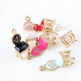 Charms 20 -stcs/lot 10x26mm Court Chair Fashion Jewelry Charms for Bevindingen Bracelet ketting charmed drop levering componenten DHSJ0