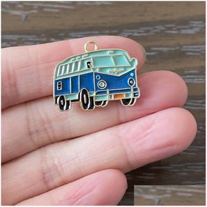 Bedels 50 stuks schattig emaille bus auto bedel voor armbanden hangers kettingen oorbellen sleutelhangers bladwijzer groothandel diy handgemaakte sieraden Dro Dhild