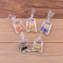 Charmes 6pcs résine simulée poisson rouge dans un sac d'eau transparent pendentif animal pour boucle d'oreille porte-clés fabrication de bijoux accessoires de bricolage