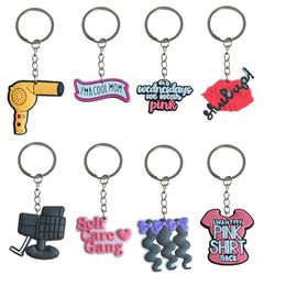 Charms Barber Shop Tema 33 Keychain Keychains para el día escolar Suministros de fiesta de cumpleaños Mochila Mochilero Llave de escuela adecuada