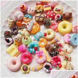 Encantos encantos 30 pçs/set mini kawaii mix resina comida colar donut bolo creme pingente para diy decoração chaveiro charmscharmscharms dr dharr