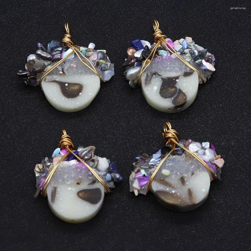 Charmes exquis perle d'eau douce résine collier pendentif enroulement pierre naturelle breloque à la main amulette accessoires