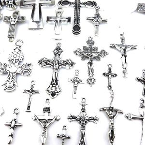 Dijes mezcla estilos gótico religioso Jesús Cruz para joyería Diy Goth Punk mujeres colgante Collier pendientes venta al por mayor BulkCharms