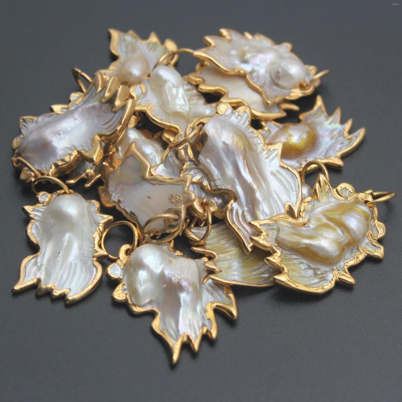 Takılar Doğal Kabuk Seragatları Düzensiz şekilli altın kaplama mücevher için inci anne DIY kolye küpe El yapımı aksesuarlar