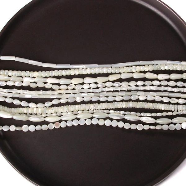 Charms Natural White Mother of Pearl Shell Tube Rounds Perles Rounds Scohe Shell Love Scohel Perles pour les bijoux Bracelet Collier Bricolage