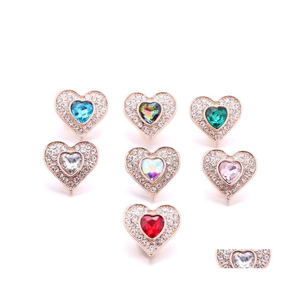 Encantos Venta al por mayor Corazón de oro Botón a presión Hallazgos de joyería Cristal Rhinestone 18 mm Broches de metal Botones Diy Pulsera Joyería Gota Del Dhlya