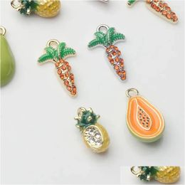 Charmes en alliage zinc en émail ananas papaya carotte 6pcs / lot pour les boucles d'oreilles de bijoux de mode bricol