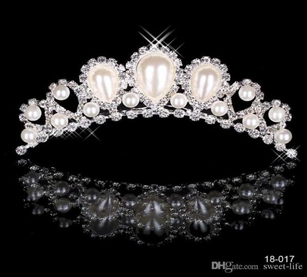 Barato 18017 Hermosa y elegante mitación Perla Rhinestone incrustación Corona Tiara Boda Novia Peine para el cabello Coronas para fiesta de graduación Evening7893508