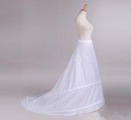 Barato ALine Enaguas delgadas Vestidos de boda nupciales Enagua blanca para accesorios nupciales Crinolina para accesorios nupciales Dos Hoo6262684