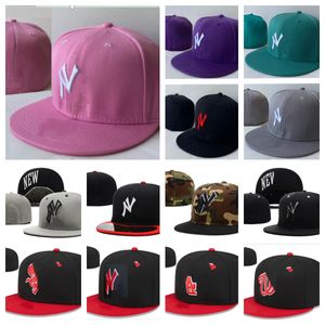 Pas cher Toute l'équipe Logo Designer Chapeaux ajustés taille chapeau Baseball Snapbacks Fit Chapeau plat Broderie Réglable basket-ball Casquettes Sports de plein air Hip Hop Bonnets Mesh cap mix