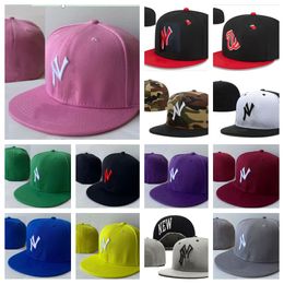 Goedkope Designer Hoeden maat Platte hoed heren Baseball Snapbacks Fit Platte Pet hoed Borduren Verstelbare basketbal voetbal Caps Sport Hip Hop Mesh flex cap