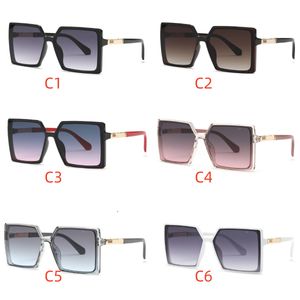 Lunettes de soleil de créateurs bon marché femme surdimensionnée rose grandes lunettes de soleil pour dames masculines Lunettes de tournée de mode Lunettes de Soleil 2024