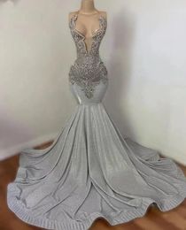 Robes de bal de sirène scintillantes pour filles noires luxe 2024 Boue de fête de diamant perlé robe de soirée vestidos de gala