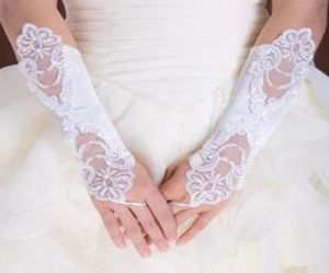 Per perlé de dentelle sans doigts sous le coude Glant de mariée Glove Bridal Accessoires Brides Dmides Gants HT1169634373