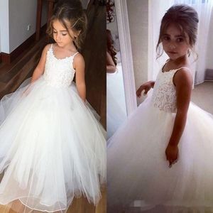 Pas cher Fleur Filles Robes Tulle Dentelle Top Spaghetti Formelle Enfants Porter Pour La Fête 2019 Livraison Gratuite Enfant En Bas Âge Infantile girsl Robes De Fête De Mariage