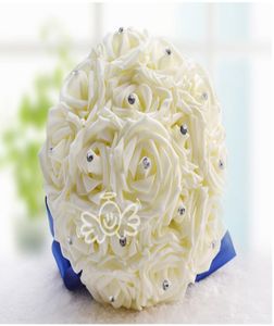 Pas cher ivoire PE fleurs bouquet de mariée accessoires de mariage fleurs manuelles bouquet de demoiselle d'honneur tenant des fleurs cristal perlé avec Bl7969155