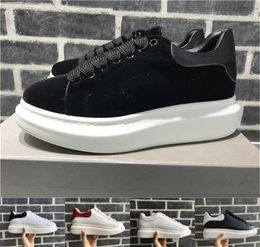 Pas cher Designer De Luxe Hommes Casual Chaussures Pas Cher Meilleur Haute Qualité Hommes Femmes Mode Baskets Partie Plate-Forme Chaussures Velours Chaussures Baskets