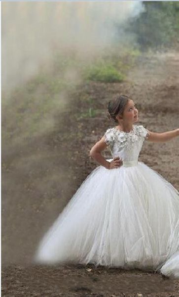 Vestidos de niñas de flores de madre e hija baratas para bodas encaje de marfil blanco tul arabic princesa niños niños vestidos de cumpleaños de fiesta