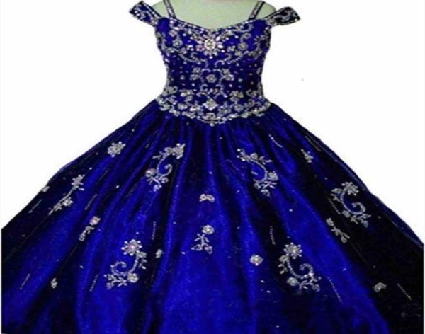 Barato Nuevo vestido de fiesta azul real Vestidos para desfile para niñas Fuera del hombro Rebordear de cristal Princesa Tul Puffy Niños Niñas de flores Cumpleaños 8387273