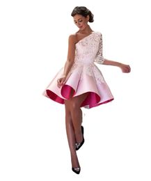Pas cher rose court une ligne robes de bal une épaule plis robes de bal avec des appliques de dentelle robes de soirée cocktail