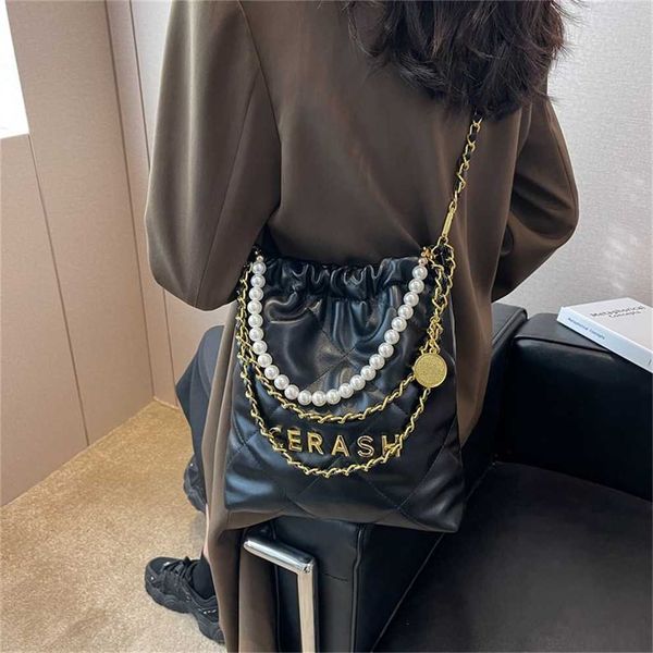 Sacs à main pas chers en vente en ligne célébrité Tiktok chaîne de diamants petit parfum sac à provisions femmes nouveau messager de mode de luxe