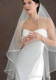 Voile court pas cher 1 couche blanc ivoire voiles de mariage court accessoires de mariage de mariée voile voile de mariage de mariée avec Satin2029636