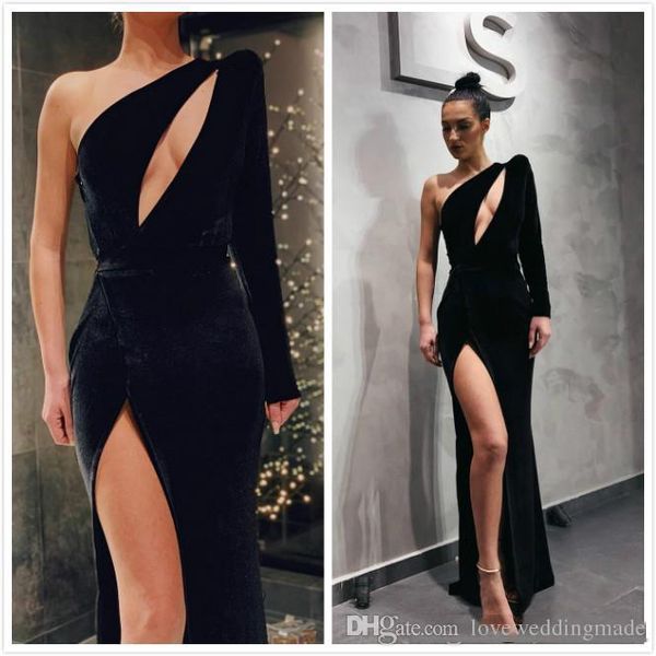 Pas cher Simple Sexy Noir Velet Gaine Robes De Bal Longue Un Sholder Haut Côté Split Manches Longues Étage Longueur Formelle Robe De Tapis Rouge